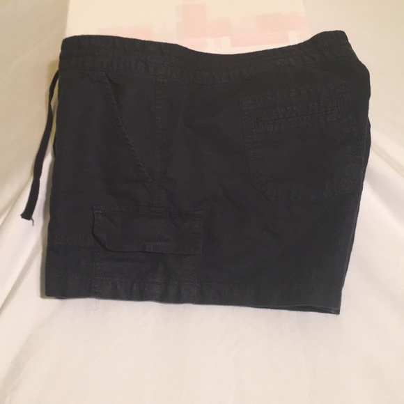 Banana Republic shorts - Picture 3 of 7